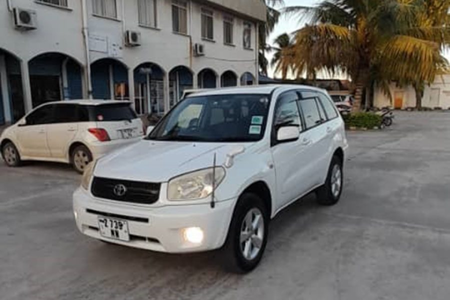 Toyota RAV4 4-Door
