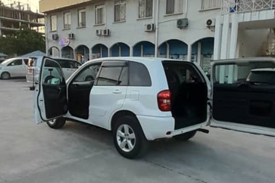 Toyota RAV4 4-Door