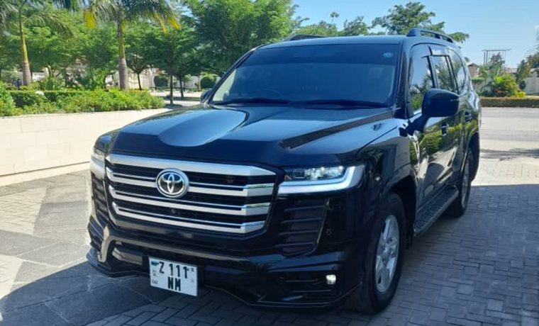 Toyota Landcruiser V8